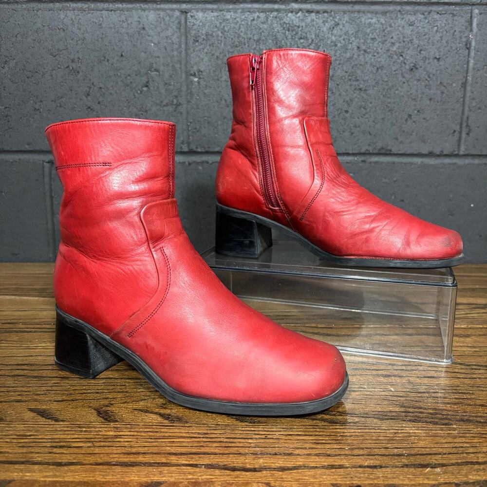 Naturalizer Red Leather Ankle Boots Square Toe Block Heel Y2K Women’s 6.5
